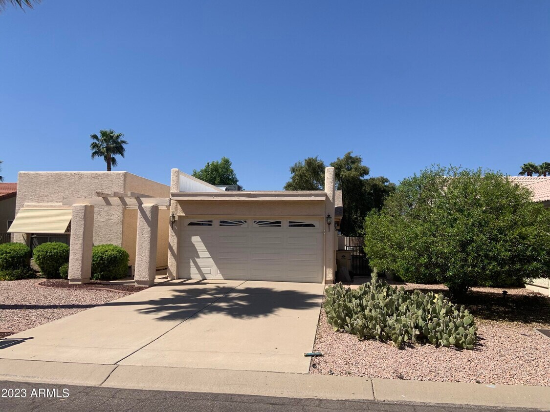 10614 E Bellflower Dr, Sun Lakes, AZ 85248 House Rental in Sun Lakes
