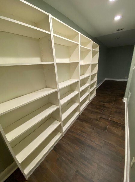 Building Photo - 1242 Wildcliff Pky NE