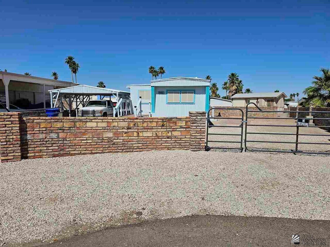 Primary Photo - 11530 S Sheila Ave