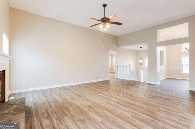 Building Photo - 384 Camden Woods Dr