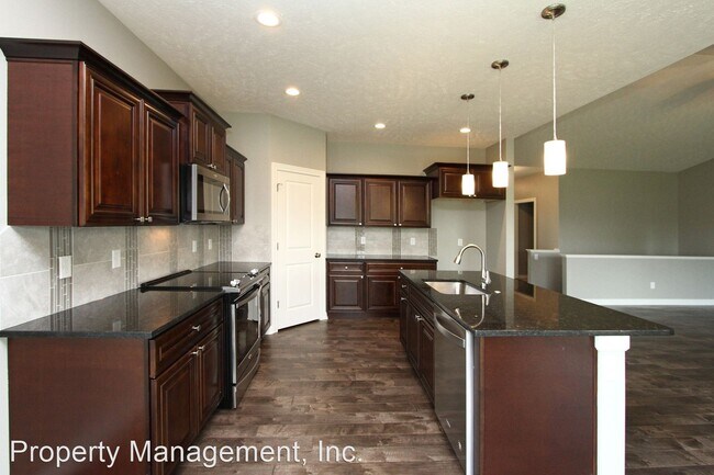 Building Photo - 4 br, 3 bath House - 9711 Friedman St
