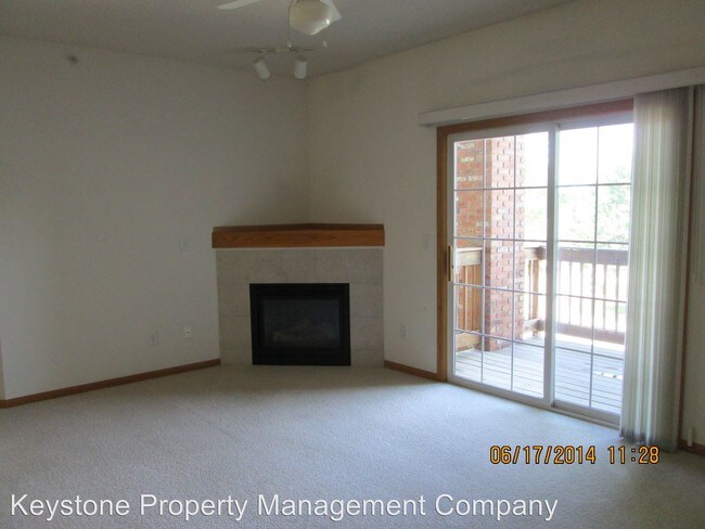 Building Photo - 2780 Triple Crown Ln