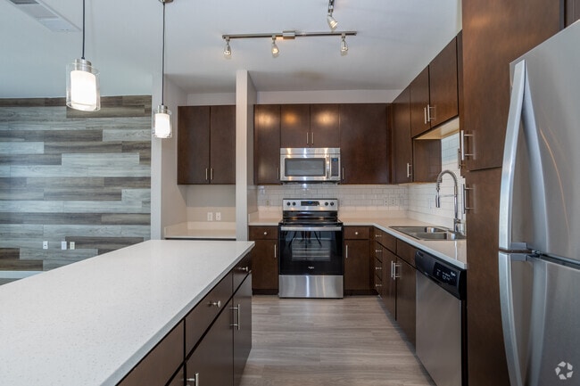 1BR, 1BA - 750SF - Gibson Flats