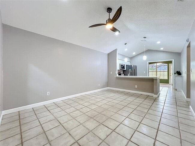 Building Photo - 2557 Riva Ct