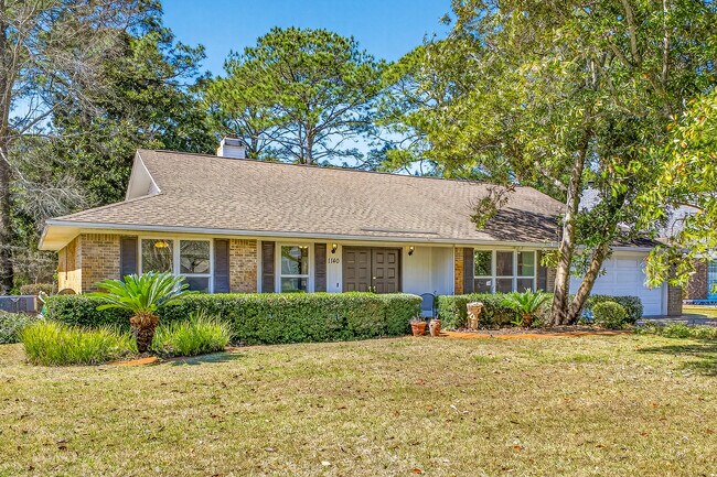 Foto del edificio - 1140 Troon Dr E