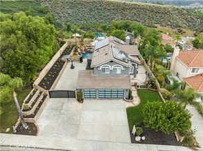 Building Photo - 28470 Rodgers Dr