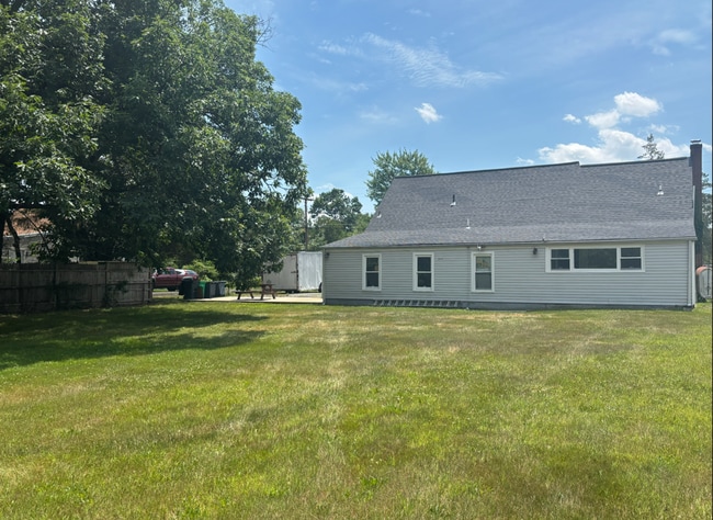 Foto del edificio - 7416 Lanham Ln