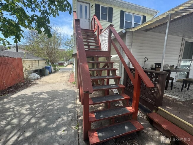 Foto del edificio - 9 Scott Ave