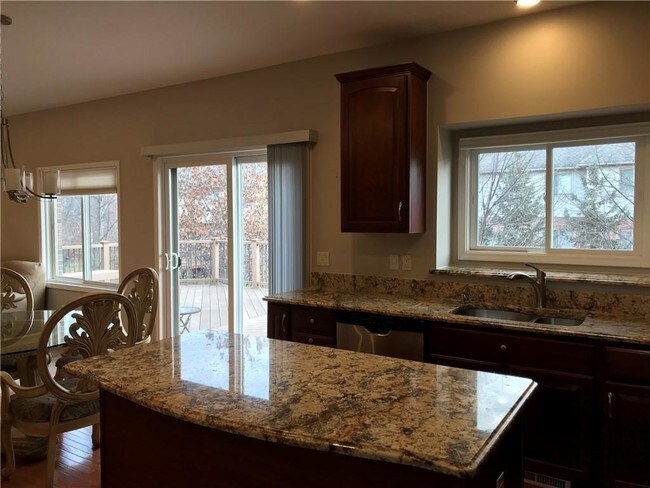 Building Photo - 31090 Bancroft Dr