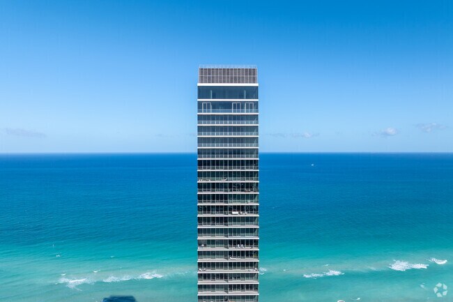 Building Photo - 2000 S Ocean Blvd