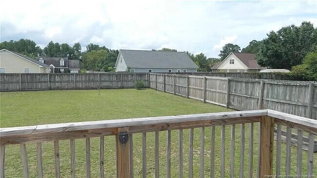 Foto del edificio - 122 Mosswood Dr