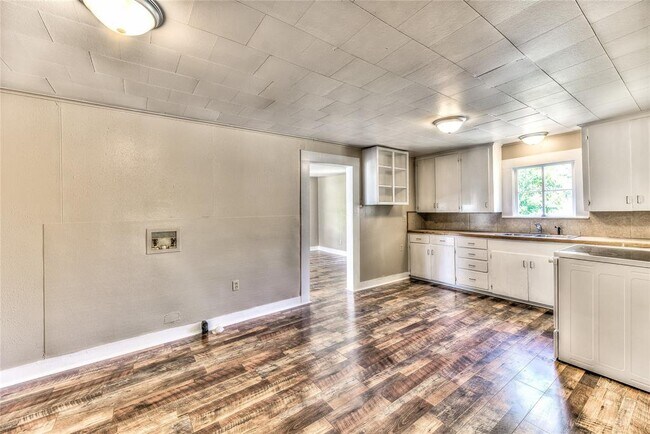 Foto del edificio - 205 Liberty Ave