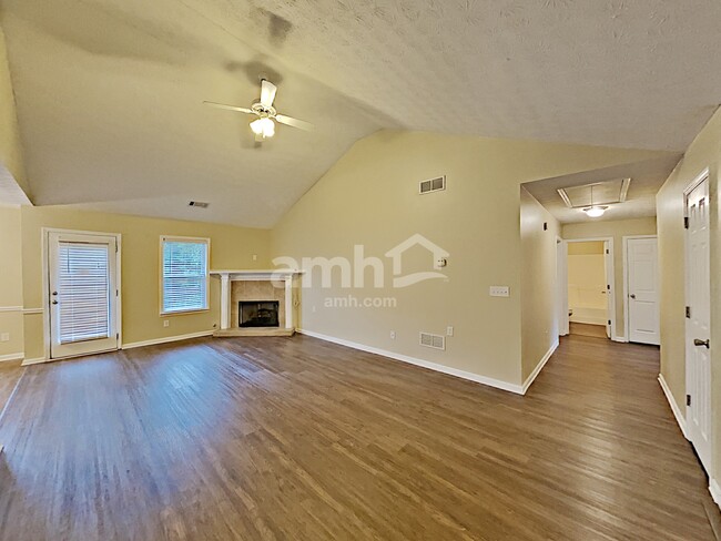 Building Photo - 247 Oceanliner Dr
