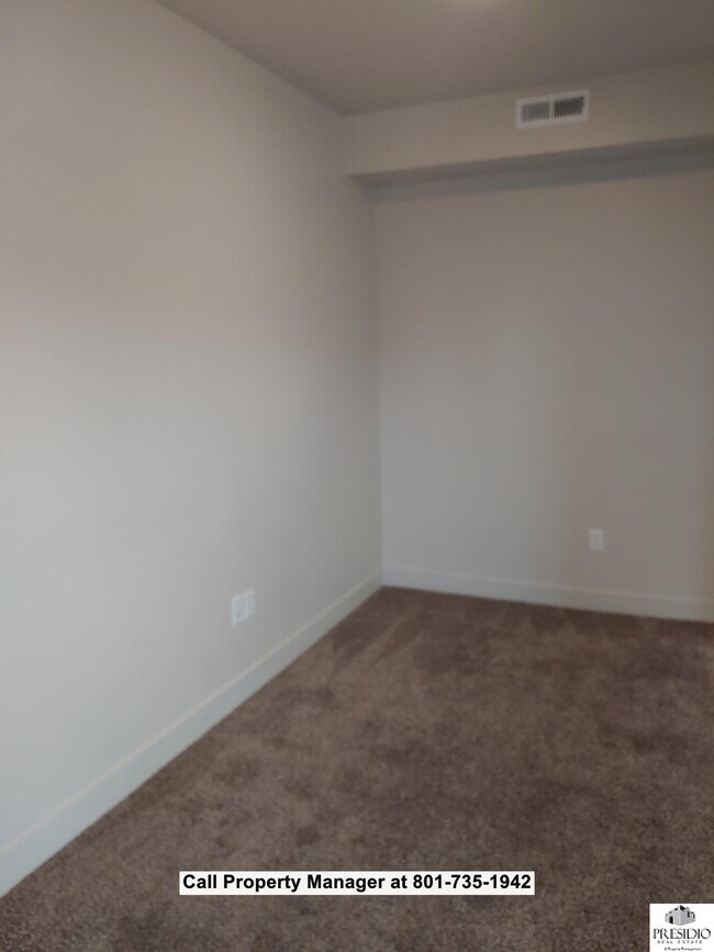 Building Photo - 232 S 460 E