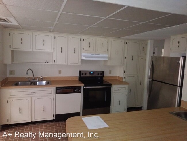 Building Photo - 2 br, 2 bath House - 8120 Pagoda Dr.