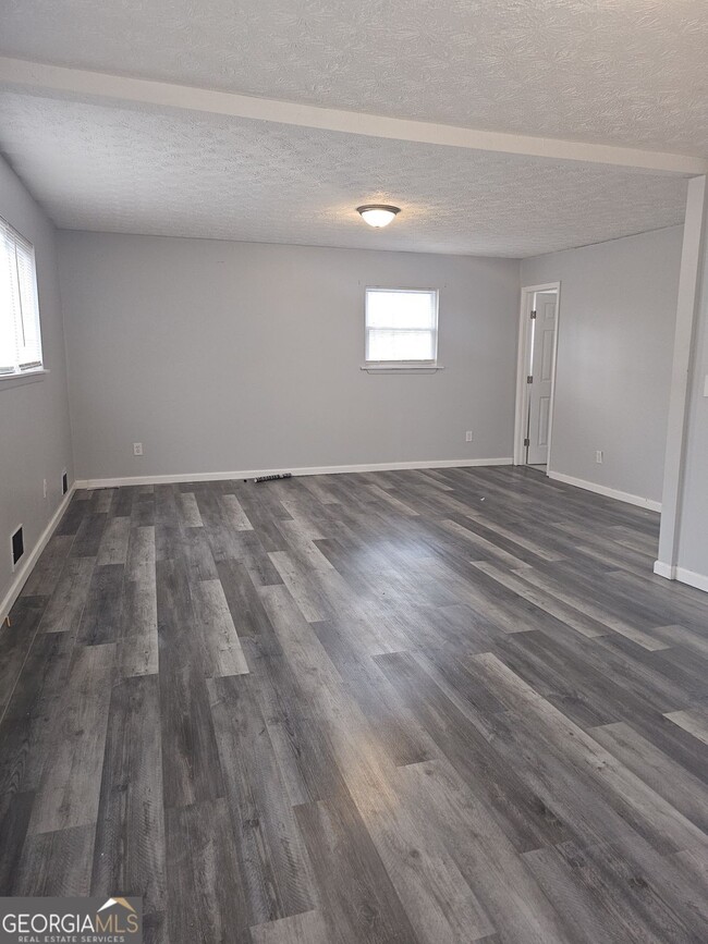 Foto del edificio - 480 Paul St