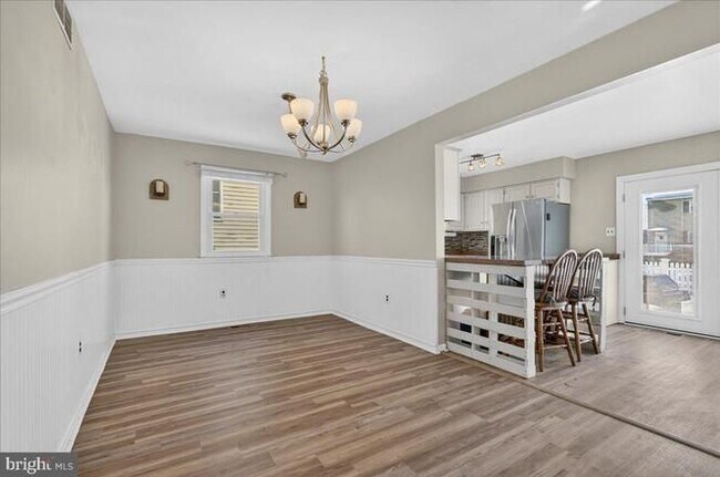 Foto del edificio - 1158 Grove St