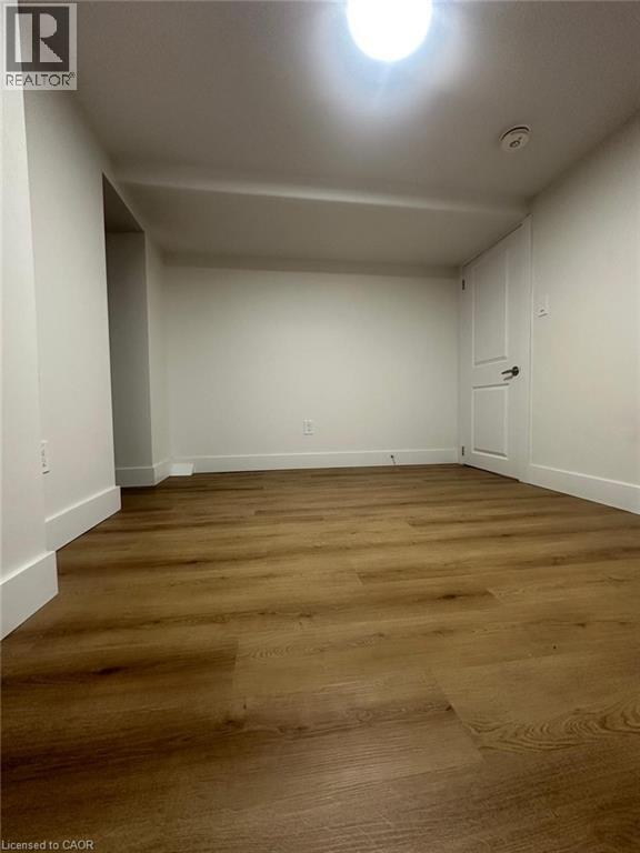 Photo du bâtiment - 32-LOWER MUNROE Street