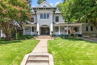 Building Photo - 4125 Junius St