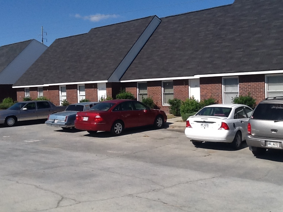 Primary Photo - Boardwalk Apartments