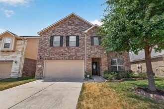 Building Photo - 15711 Huddleston Dr