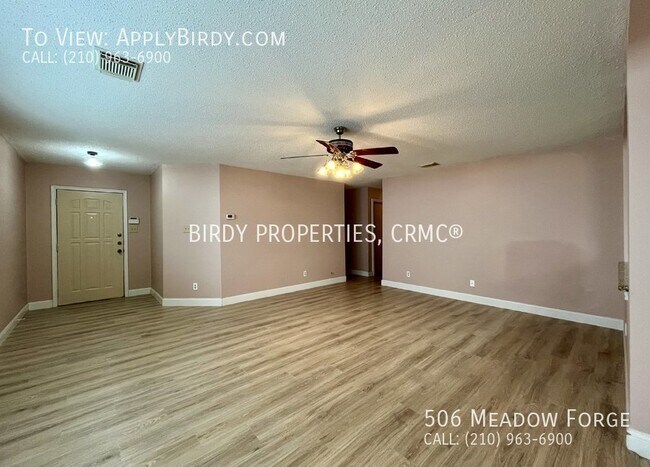 Building Photo - "Charming 3 Bed, 2 Bath Home in Converse, ...