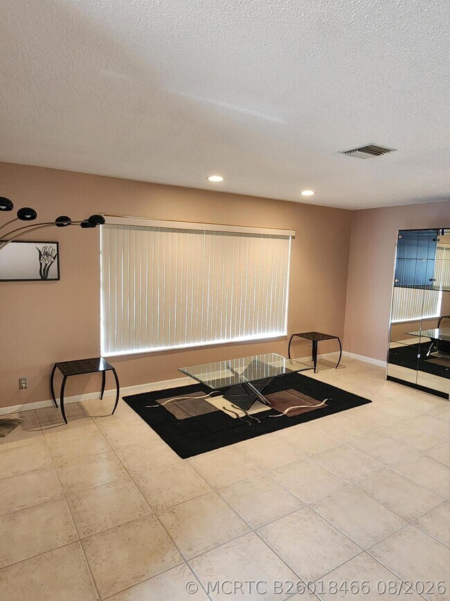 Building Photo - 14139 Nesting Way
