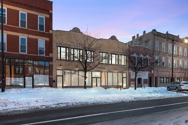 Building Photo - 1907 S Blue Island Ave