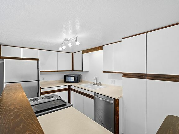 Foto principal - 65 Bonnie View Dr