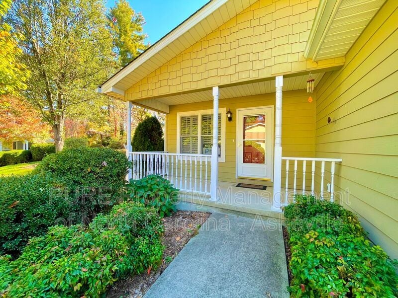 Foto principal - 15 Spring Village Ln