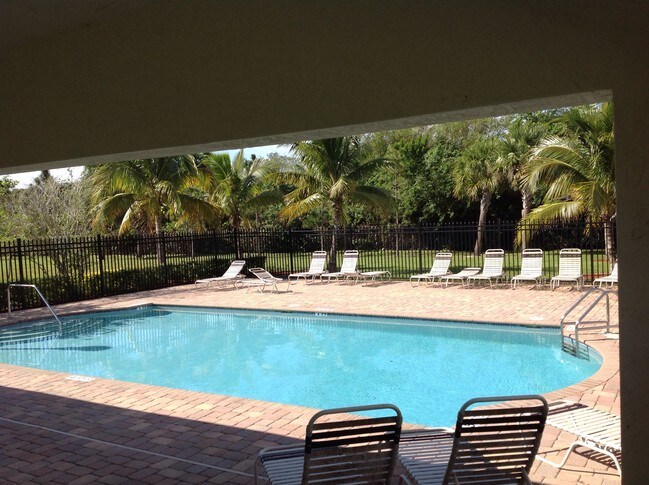 Community pool - 4182 Emerald Vista