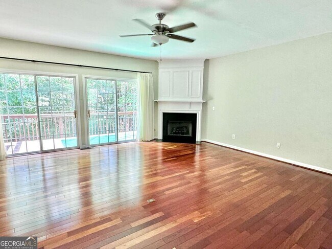 Building Photo - 3389 Lathenview Ct