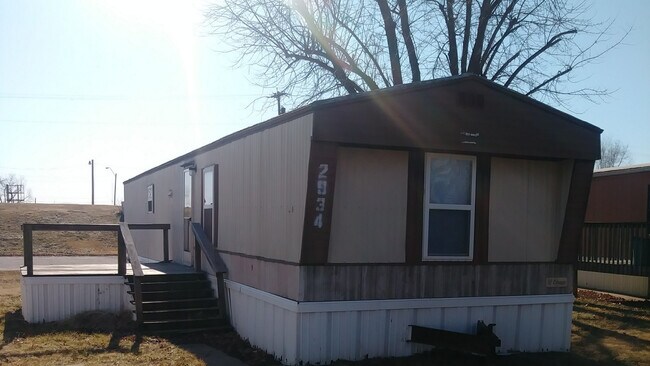 Building Photo - 2934 Circle Drive