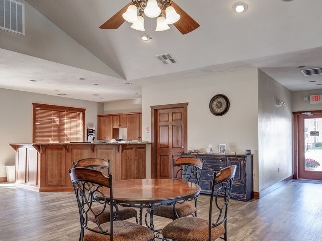 Clubhouse - Embassy Ozark