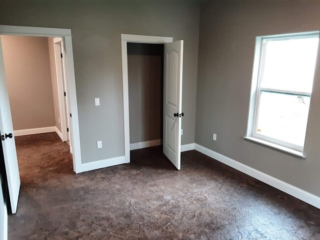 Building Photo - 1540 Holloway Ave