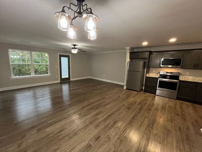 Foto del edificio - 62 Brown Estates Dr