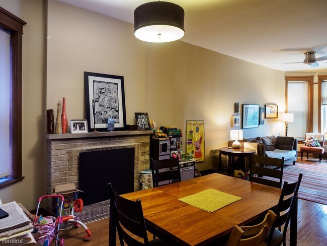 Foto del edificio - 722 W Grace St