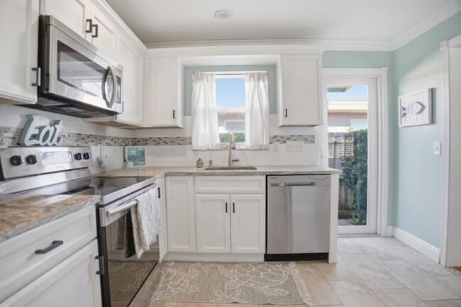 Foto del edificio - 525 N L St