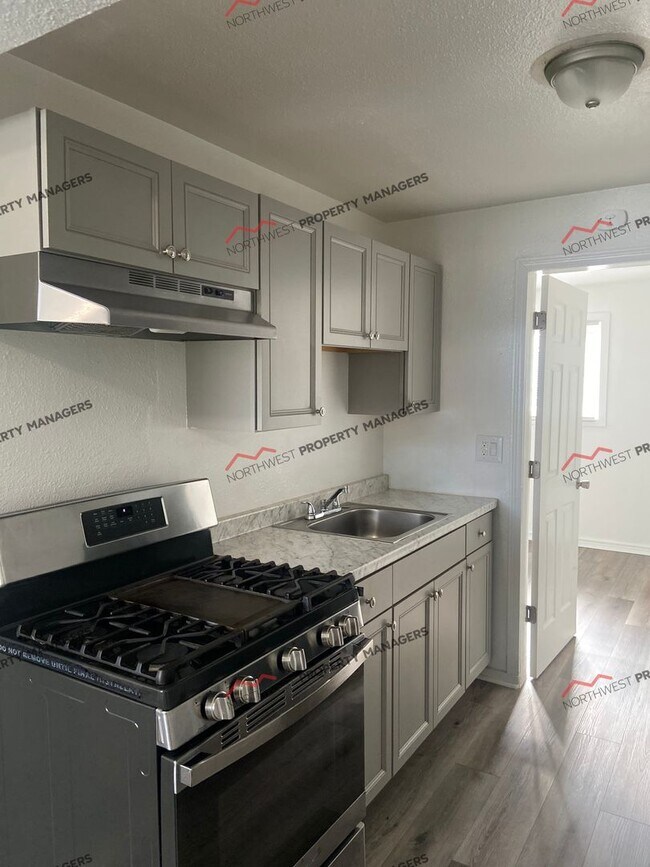 Foto del edificio - R72B