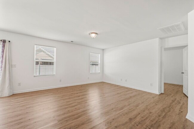 Foto del edificio - 1789 Sapphire Dr