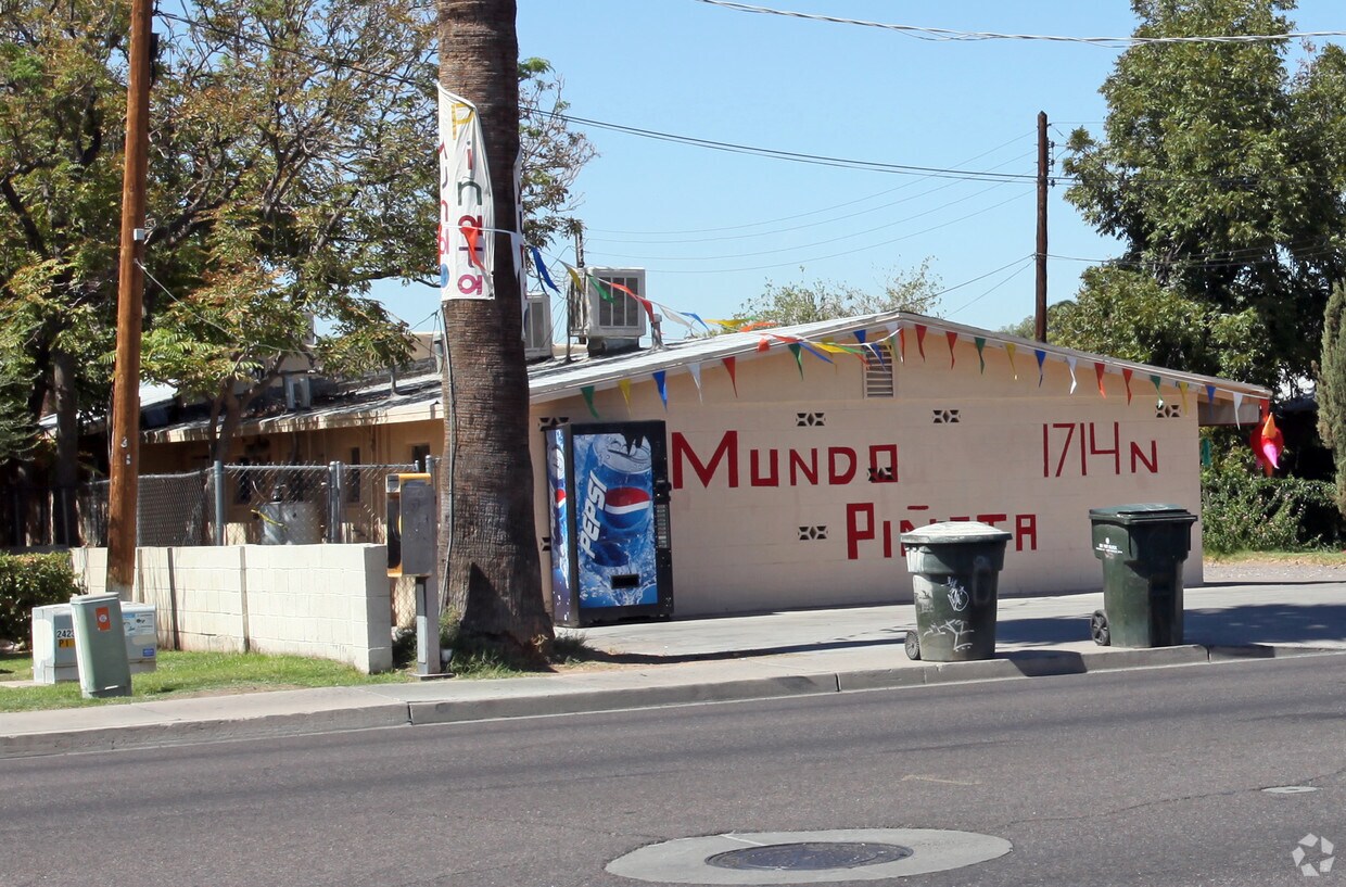 Building Photo - 1714 N 32nd St