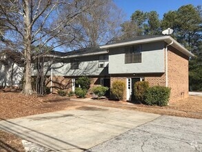 Building Photo - 470 S Jeff Davis Dr