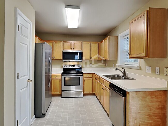 Foto del edificio - 5536 Keowee Way