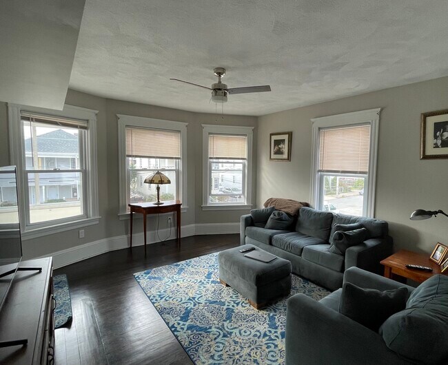 Foto del edificio - 112 Suffolk Ave