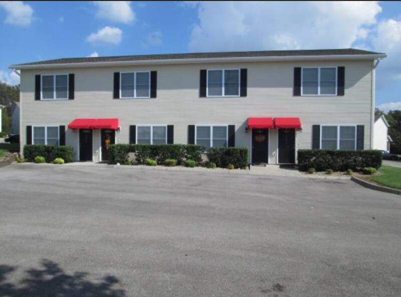 400 Willington Manor, Loudon, TN 37774 Townhome Rentals in Loudon TN