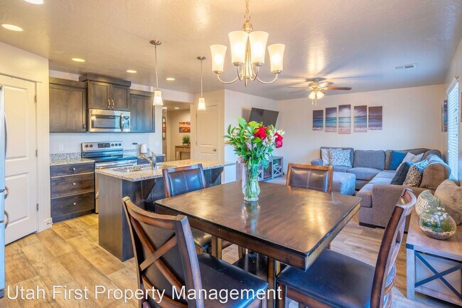 Foto del edificio - 3 br, 2.5 bath House - 3212 S Relic Ridge Dr