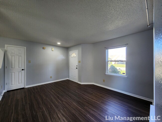 Foto del edificio - 10345 Carrington Way