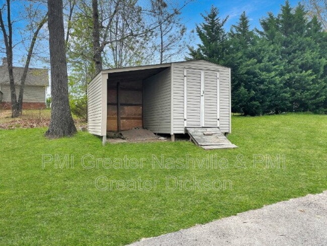 Building Photo - 130 Sherron Dr