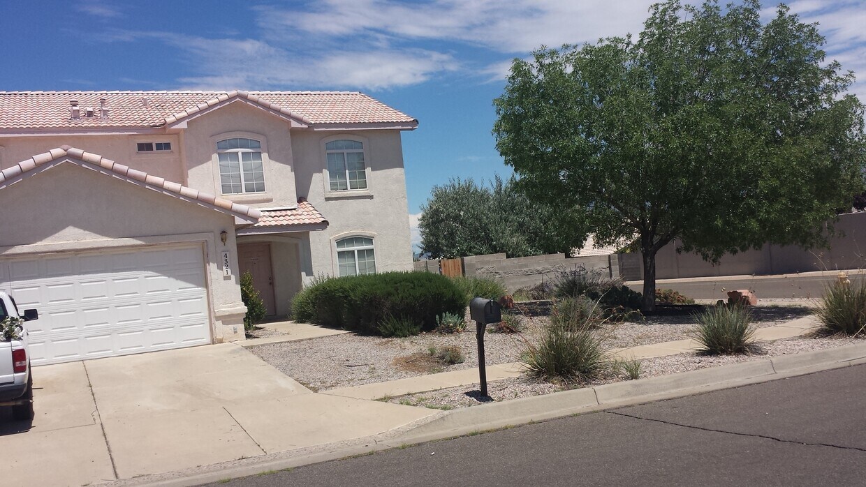 4321 Bryan Ave NW, Albuquerque, NM 87114 House Rental in Albuquerque