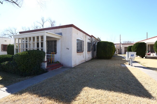 Foto del edificio - 1204 Silver Ave SW